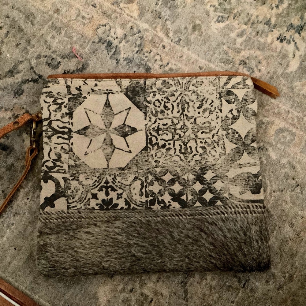 Myra wristlet bag New WO tags